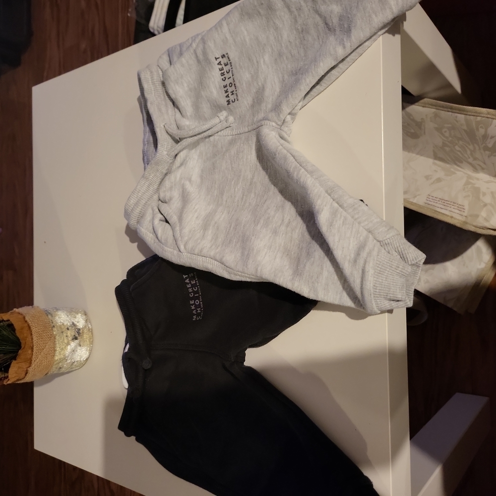 2 pcs Zara Baby Sweatpants 6-9 months Black and Gray
